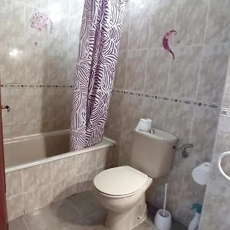 Apartmán Cristianos Big With Bathroom In Shared *