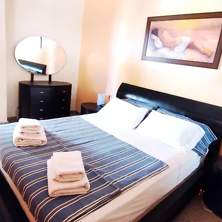 Cristianos Big With Bathroom In Shared *